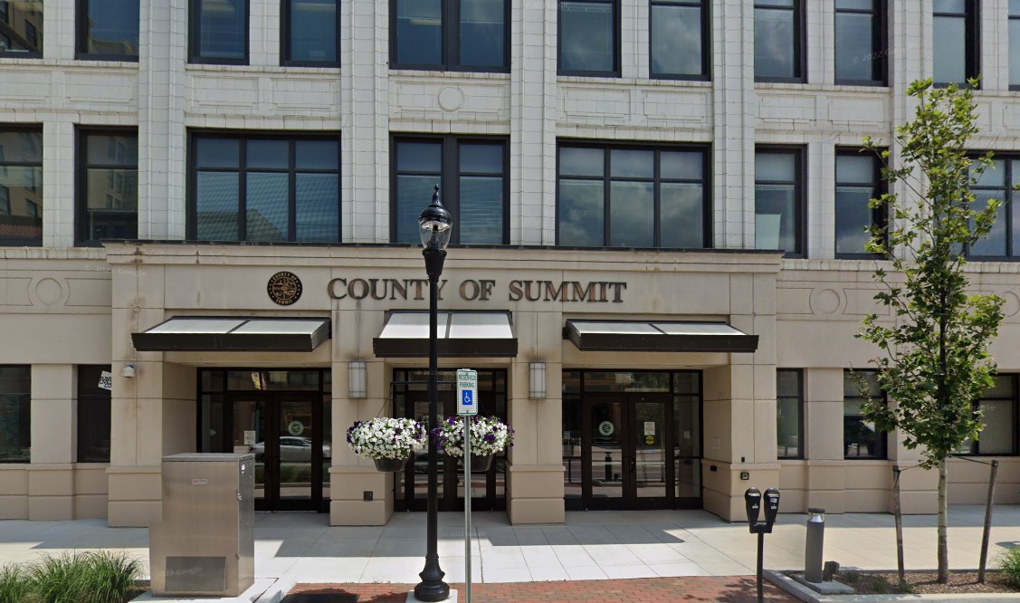 Summit County Fiscal Officer Kristen M. Scalise Receives Prestigious Financial Reporting Award