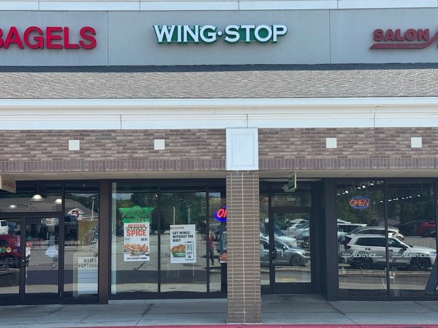 Wingstop Opens in Solon Square