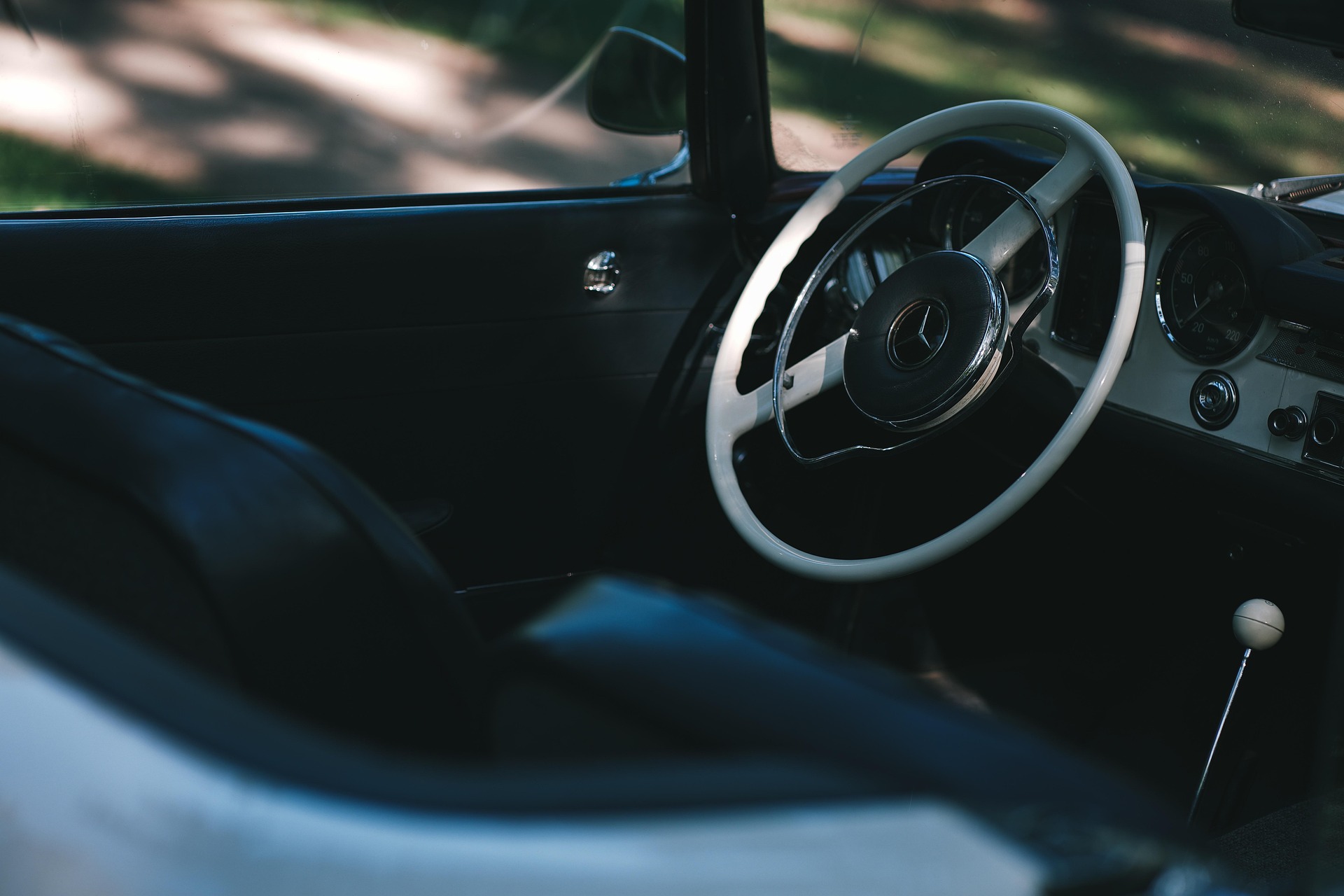 Your Car's Air Conditioning Is Wasting Gas and Damaging Your Engine