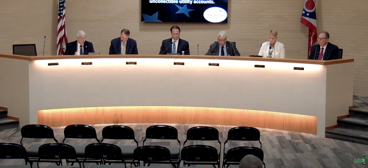 Medina Council Approves Veterans Court Funding, Addresses Deer Concerns