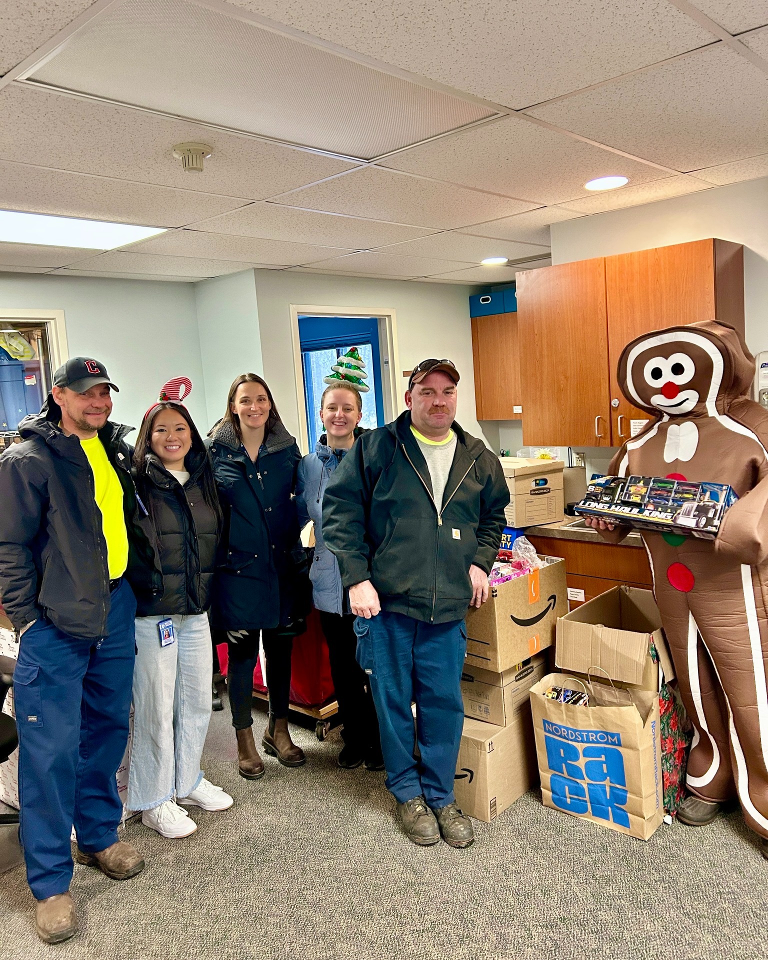 Holiday Collection Drive: SCCS, Shapiro’s Office, Toys for Foster Children