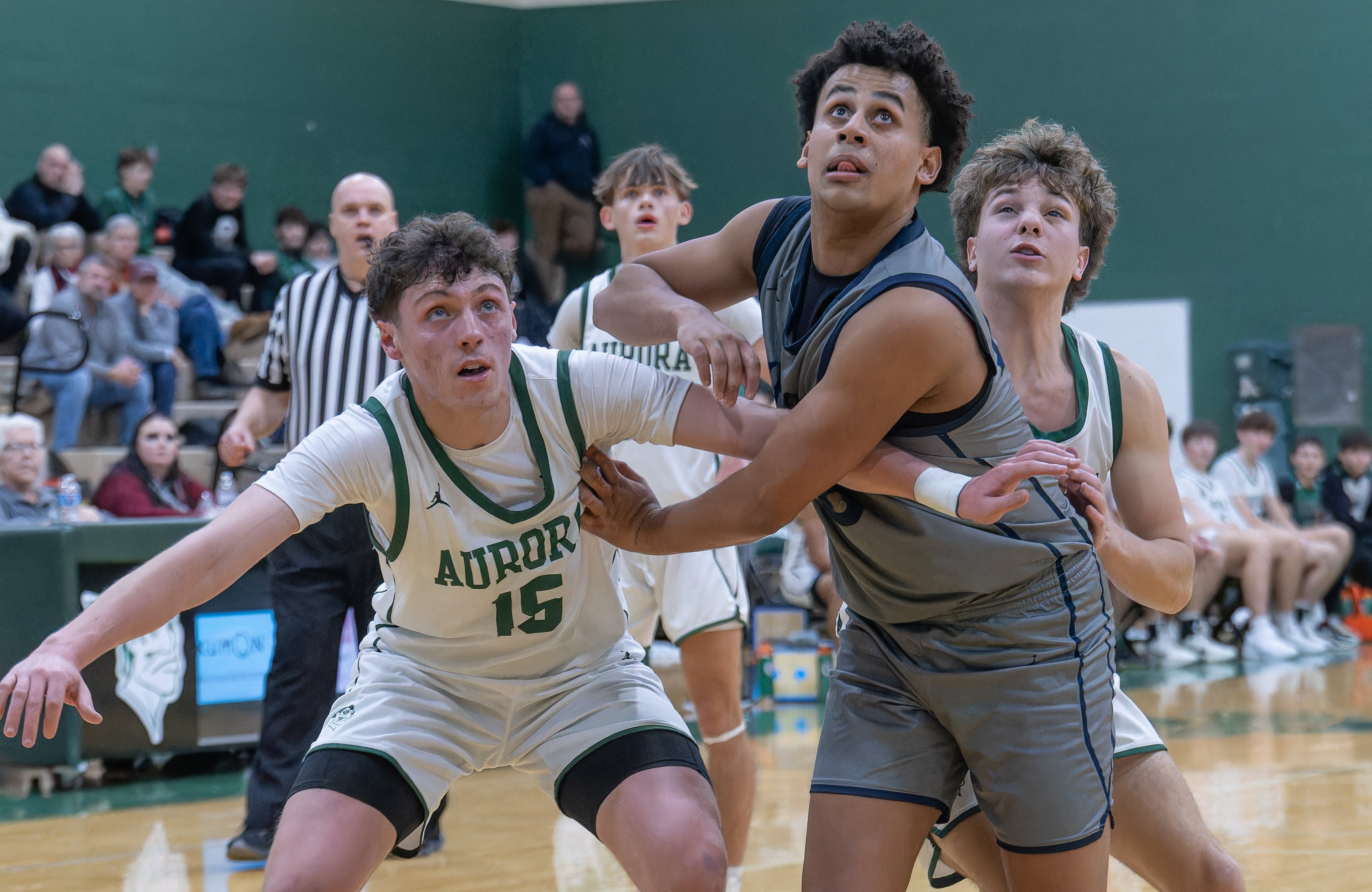 Hudson Boys Basketball Notches Win Over Aurora