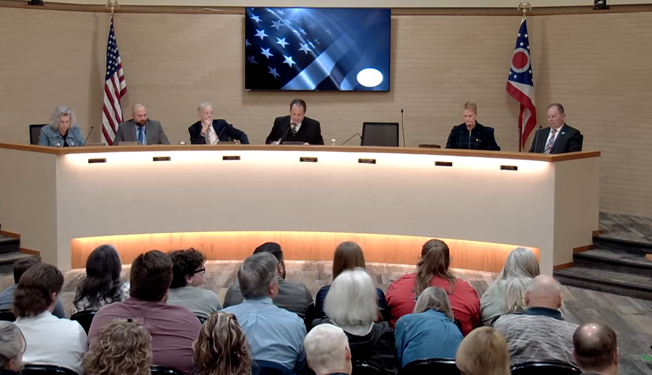 Medina Council Meeting: Debate Over Immigration Legislation, New Downtown Business Approvals, and Infrastructure Grant Pursuits
